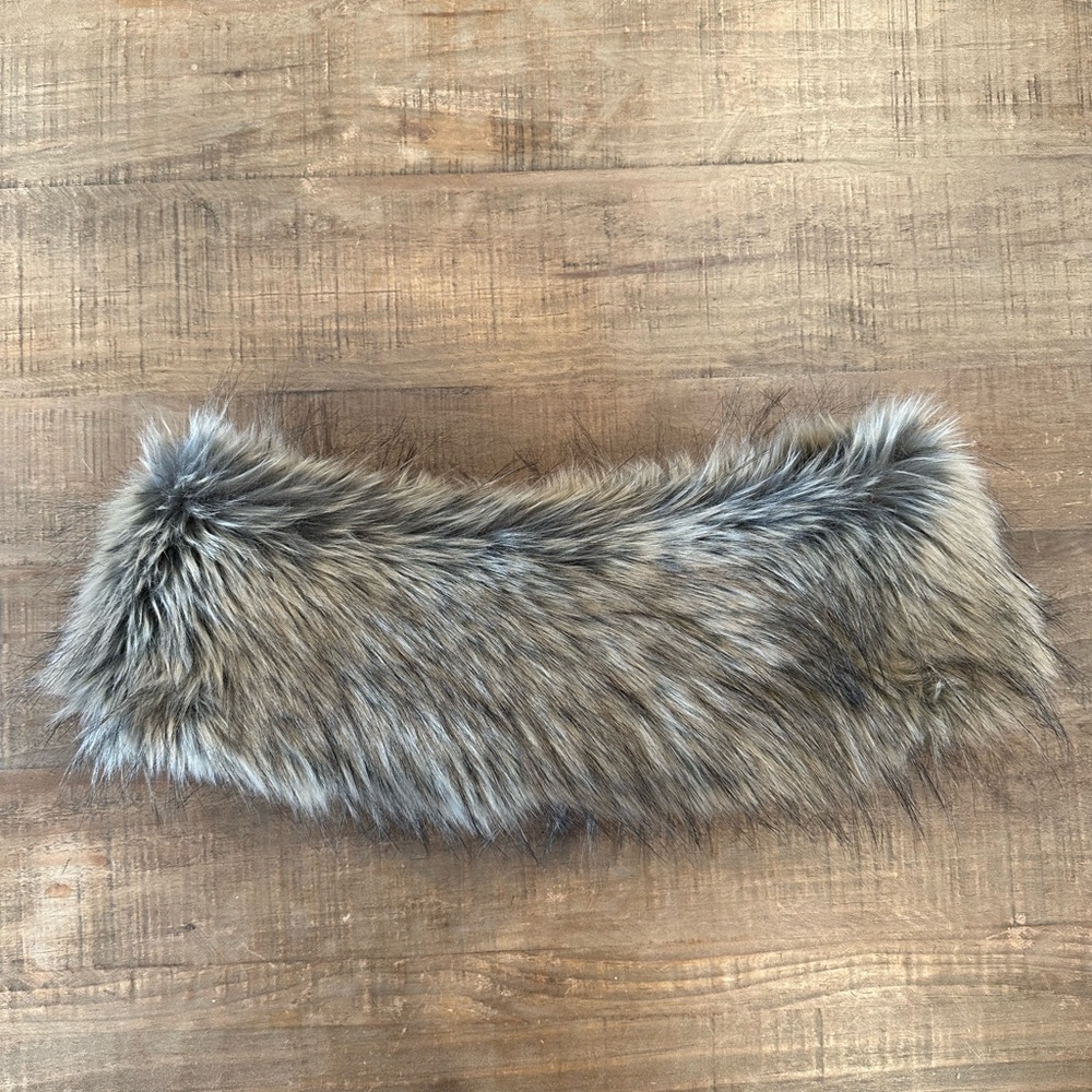 Faux Fur Collar Scarf